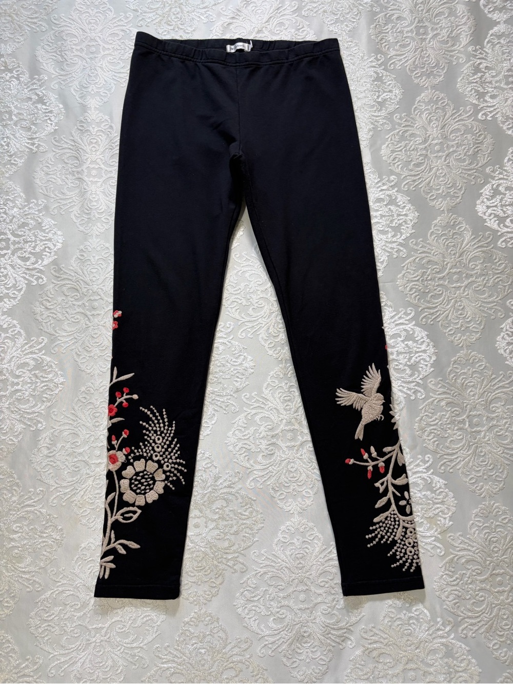 Johnny Was Black Cotton Embroidered Leggings Mid Rise Size Small - Picture 3 of 10